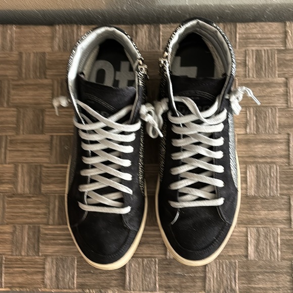 P448 F22 Snakeskin Embossed Skate Sneaker - Picture 3 of 6